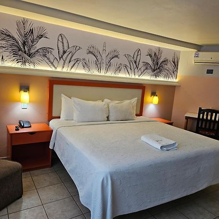 Hotel Florencia Poza Rica Exteriör bild
