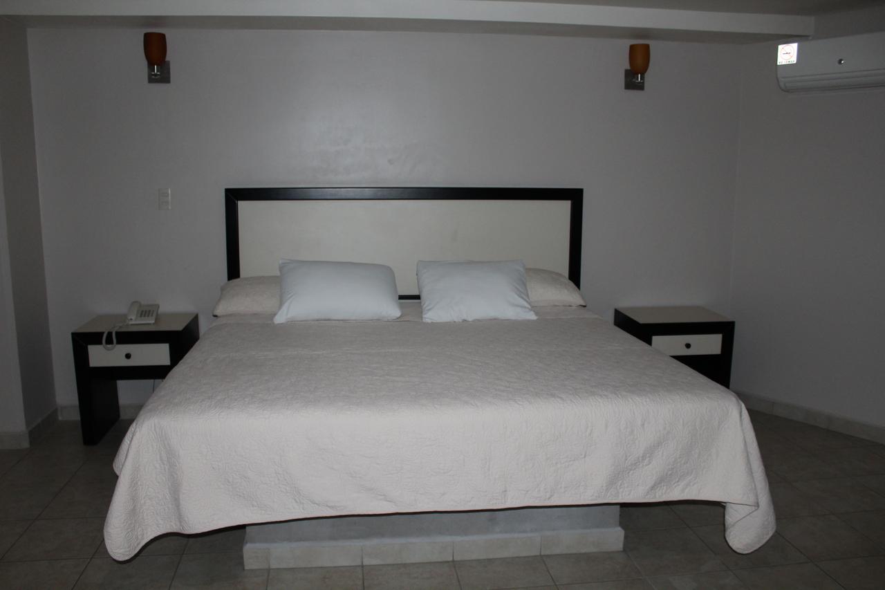 Hotel Florencia Poza Rica Exteriör bild