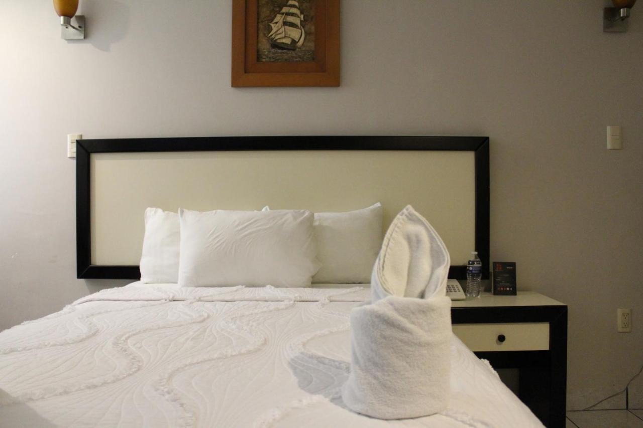Hotel Florencia Poza Rica Exteriör bild