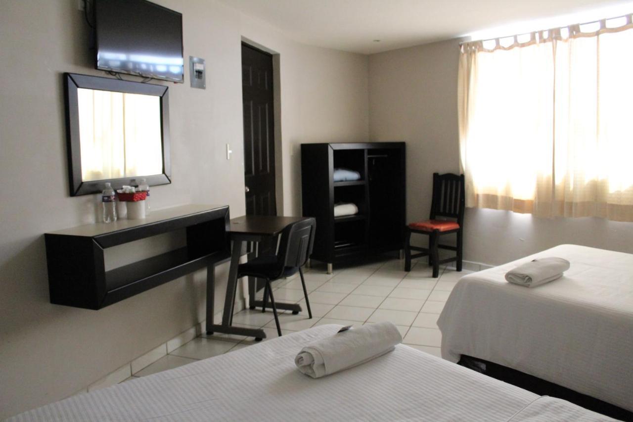 Hotel Florencia Poza Rica Exteriör bild