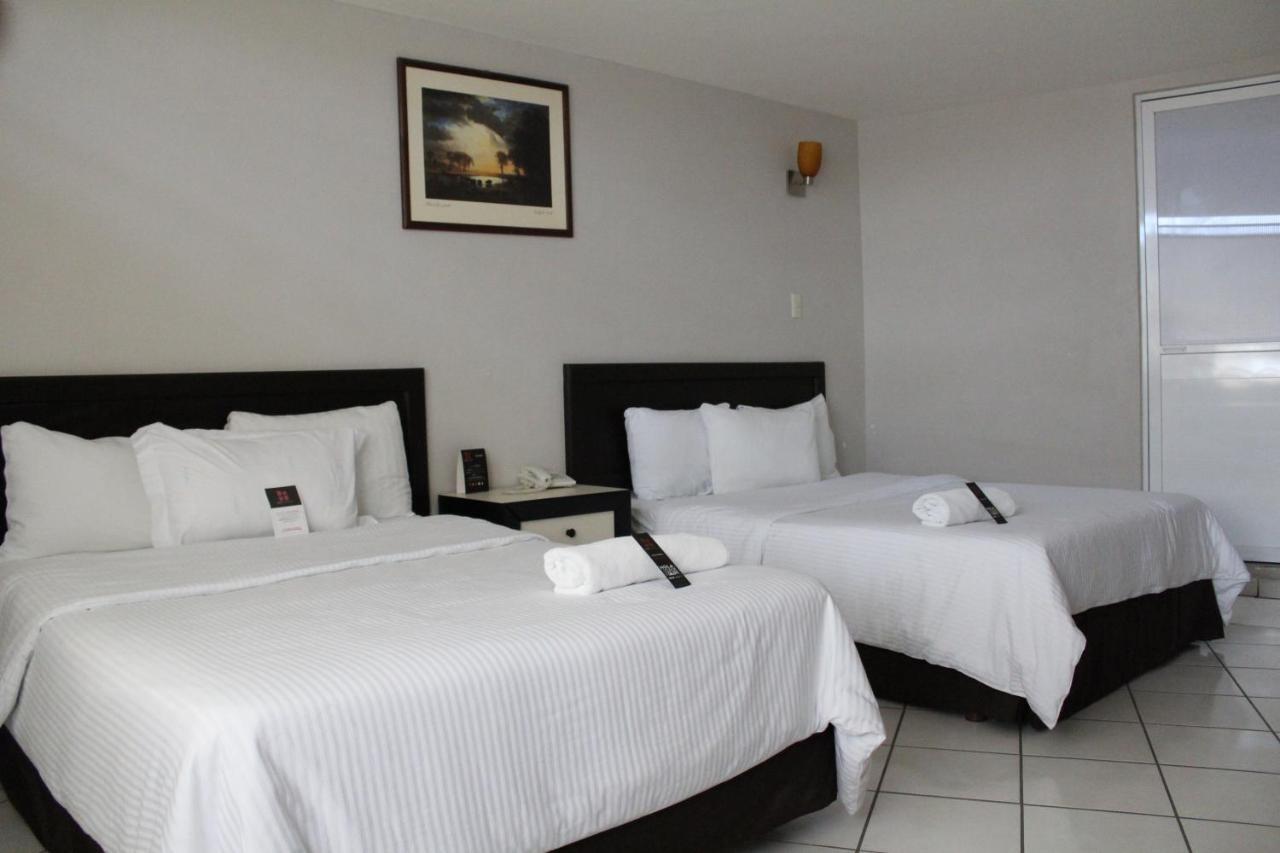 Hotel Florencia Poza Rica Exteriör bild
